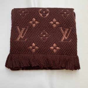 Louis Vuitton Silk 