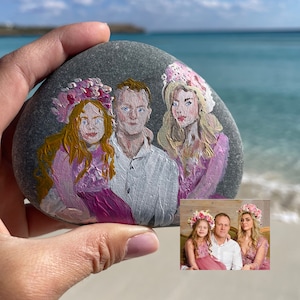 Custom Portrait Painting on Sea Stone: Personalized Family Gift