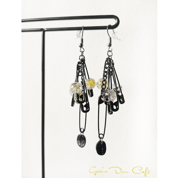 Boucles d'oreilles épingles à nourrice noires, perles en verre craquelées transparentes (jaune,noir) et grain de café