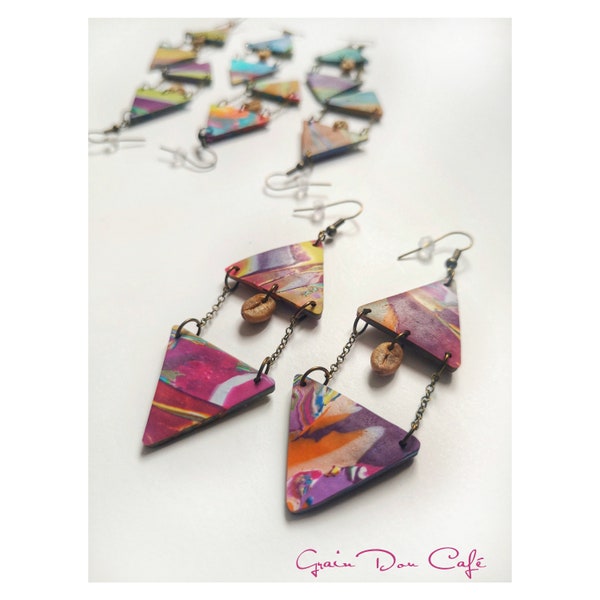 Boucles d'oreilles double triangles en argile polymère effet peinture et grain de café