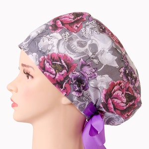 SKULL scrub cap 100% linen, surgery cap, nurse hat, Skull on Gray