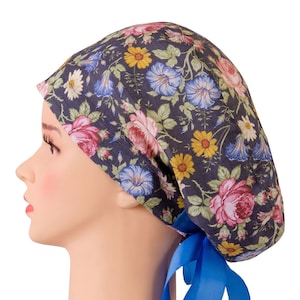 Scrub hat 100% linen, Euro scrub cap, Anatomy scrub hat with buttons, design Wildflowers on Gray