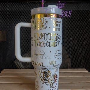 Dark Romance --- Smutty Book Club 40 oz Tumbler