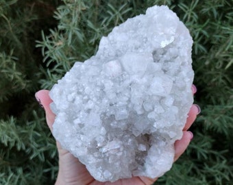 2.53 lb Apophyllite Crystal Cluster. Zeolite Specimen With Stilbite. India Mineral.