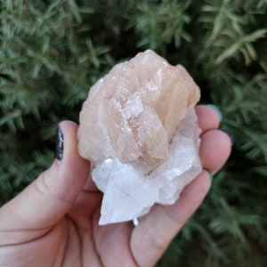 4.21 oz. Stilbite Crystal Cluster Specimen. Zeolite Specimen from Nasik India. Z36. You get this piece!