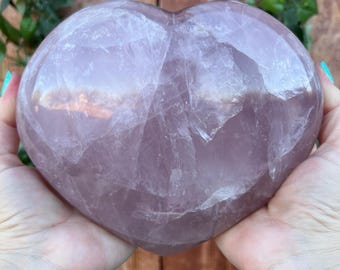 Corazón grande de cuarzo rosa de 2,7 kg. Corazón hinchado de cristal de cuarzo rosa pulido de 16,8 cm. ¡Te llevas esta pieza!