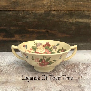 Vintage Royal Doulton Soup Bowl, Royal Doulton Lyndhurst WildFlower Footed Cream Soup Double Handle Bowl D5275, Wildflower by Royal Doulton