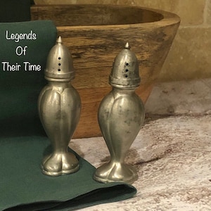 Vintage Shakers, Pewter Salt and Pepper Shakers Set, Vintage 1970s Connecticut House of Pewter, Large Salt & Pepper Shakers