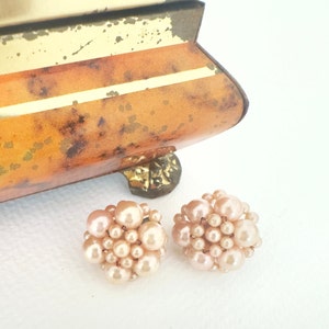 Vintage Pink Faux Pearl Cluster Earrings: Mid-Century Screw Back
