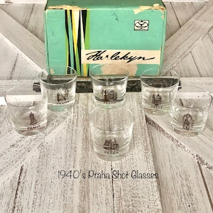 Vintage Praga 1940 Harlekyn Praha Shot Glasses Czechosłowacja zestaw 6 w oryginalnym pudełku, szkło Czechy, pamiątka z Pragi