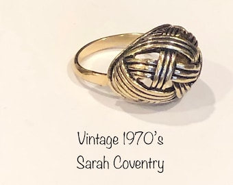 Vintage Sarah Coventry Ring: 1970s Gold-Ton, verstellbare Größe 17,5