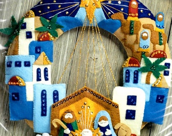 DIY Bucilla Town of Bethlehem Manger Nativity Christmas Wreath Felt Kit 86734