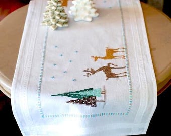DIY Norwegian Wild Reindeer Christmas Stamped Cross Stitch Table Runner Kit