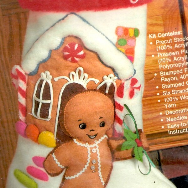 DIY Holiday Heirlooms Gingerbread Delight Christmas Felt Stocking Kit 91310