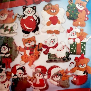 DIY Design Works Lots of Cats Kittens Christmas Holiday Felt Ornament Kit 5396
