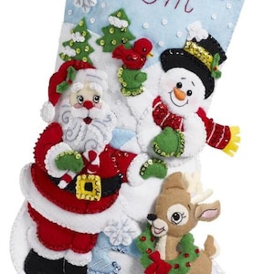 DIY Bucilla Santas Gathering Snowman Christmas Felt Stocking Kit