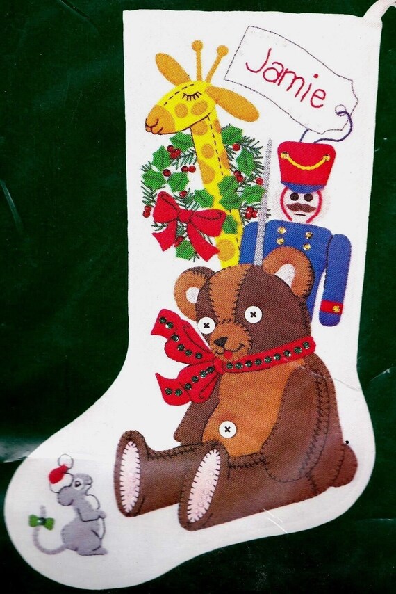 DIY Bucilla Christmas Dogs Holiday Puppy Decorating Felt Stocking Kit  89251E 