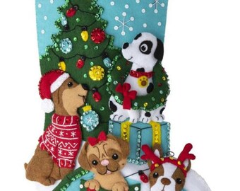 DIY Bucilla Christmas Dogs Holiday Puppy Decorating Felt Stocking Kit 89251E