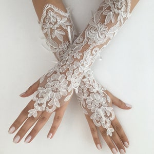 Ivory Wedding Gloves, Long Ivory lace gloves, Handmade gloves, Ivory bride glove bridal gloves lace gloves fingerless gloves