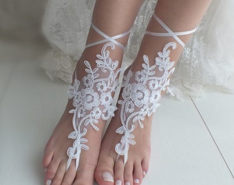 White barefoot sandals, Lace barefoot sandals, Bridal shoes, Beach wedding barefoot sandals, Bridal sandals, Bridesmaid gift, Foot jewelry
