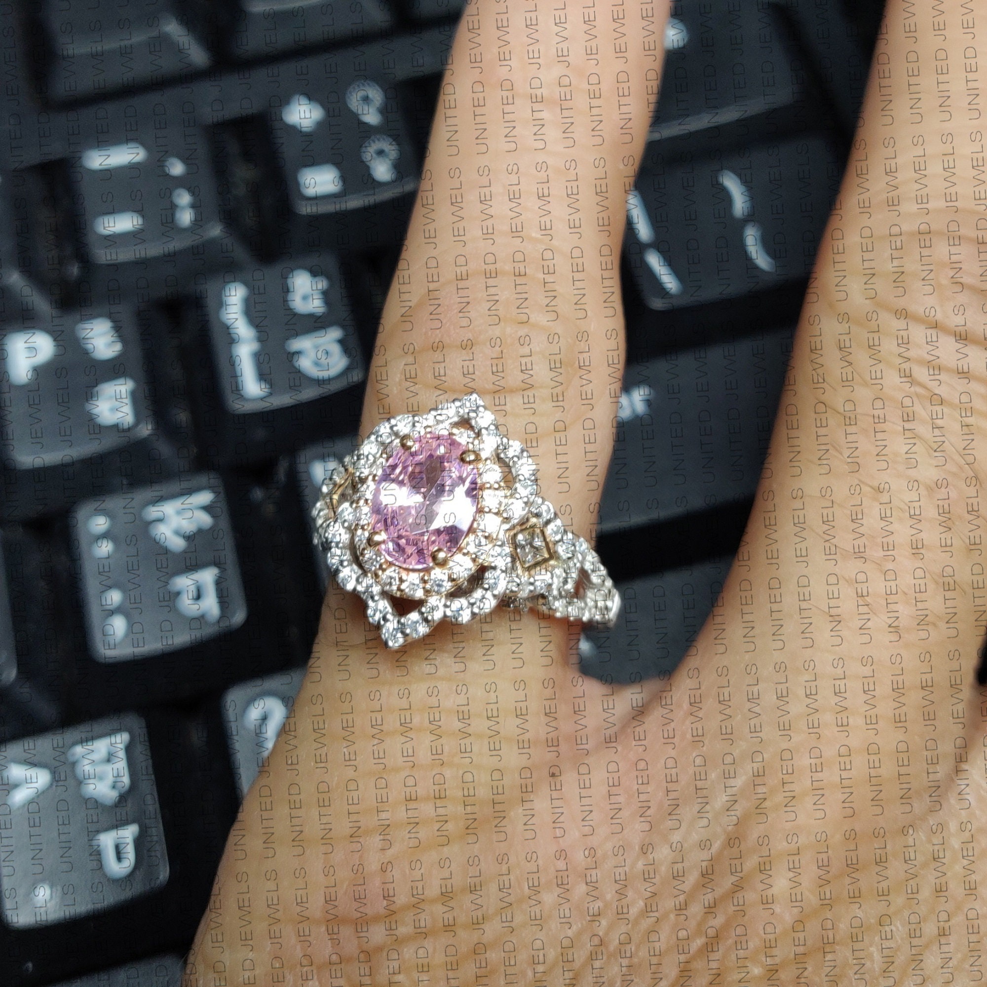 Enchanted Disney Aurora 3/4 CT Pink Oval Diamond Scallop Frame Engagement Ring Enchanted Disney Aurora 3/4 CT Pink Oval Diamond Scallop Frame Engagement Ring