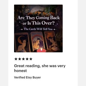 Puede incluir: Imagen con tres cartas de tarot con ilustraciones de gatos, una vela encendida y el texto "Are They Coming Back or Is This Over? The Cards Will Tell You." Las cartas representan gatos con im&aacute;genes celestiales y solares.