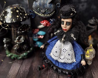 Creepy Cheshire Cat | Alice in Wonderland | Glow in the Dark - Etsy