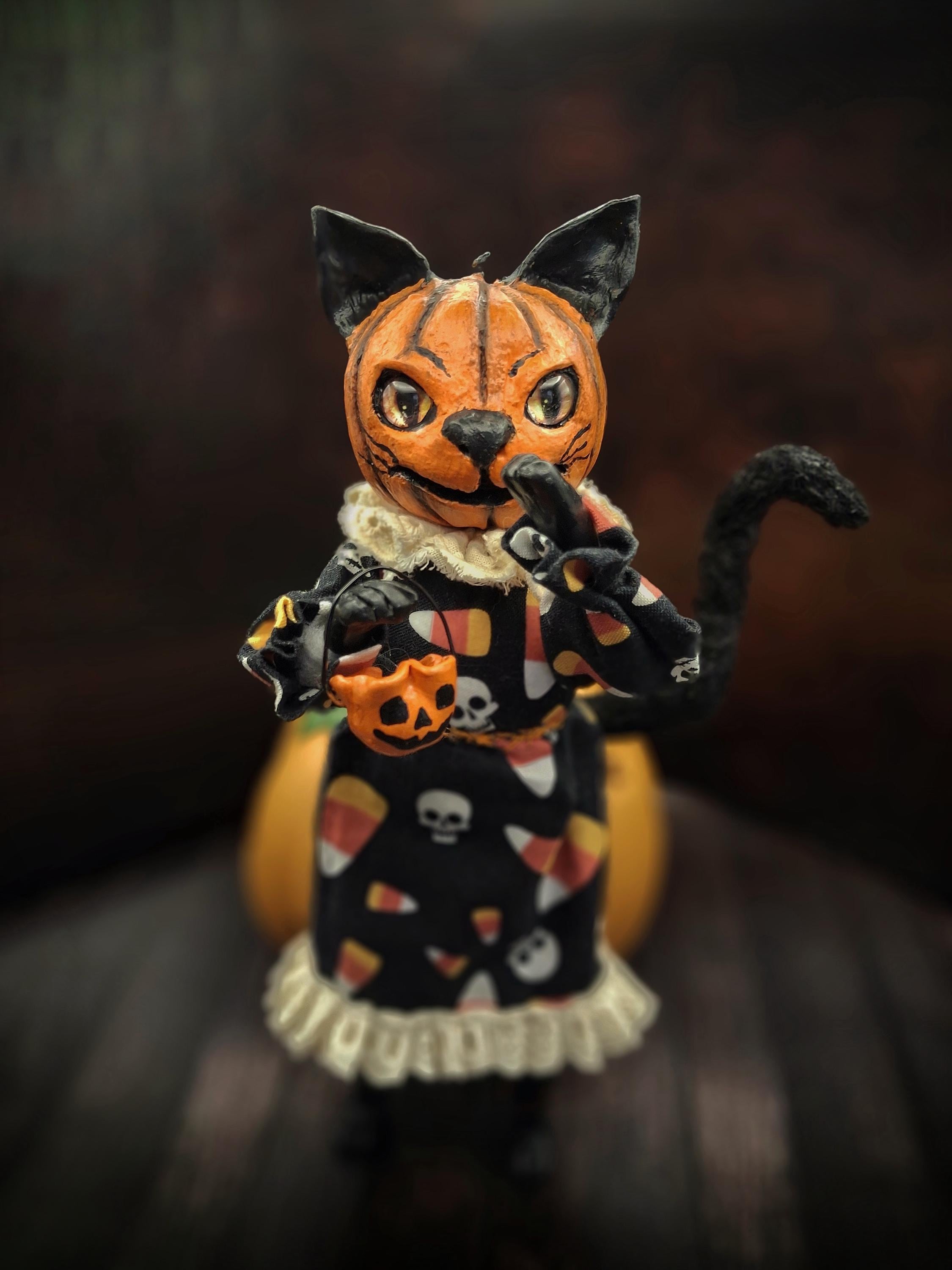 Poseable Pumpkin Cat Doll – Spooky Halloween Decor, Whimsical Fall Feline Gift
