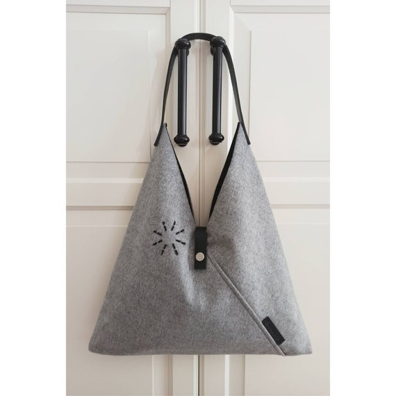 japanese shoulder bag