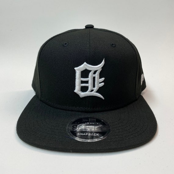 Detroit Tigers D Logo upside Down 9/50 