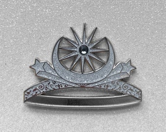 Enamel Pin ~ Feyre (ACOTAR) ~ Bookish Crown Series