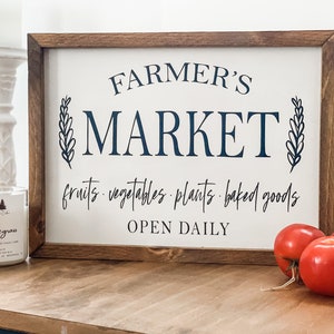 Farmer&#39;s Market Wood Sign: Farmhouse Kitchen Wall Decor