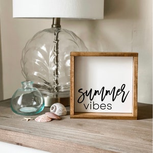 Enseigne Summer Vibes : décoration de plateau à plusieurs niveaux Beach House