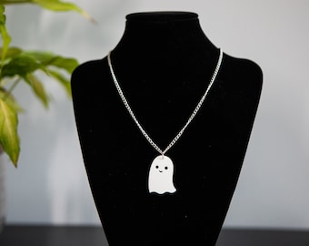 Smiley / Spooky Cute White Ghost Halloween Pendant Necklace : Soft Silicone, Vegan and Hypo-Allergenic