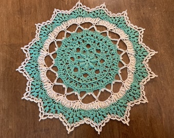 Doily Doilies Handmade, spring green and cream, 9.5” Round, decoration, wall hanging, boho, vintage look, Grace Fearon