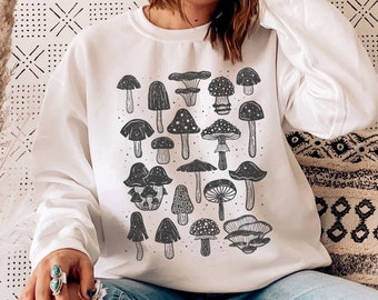 Vintage Mushroom Sweatshirt, Retro Mushroom Sweater, Mycologist Gift, Fungus Mushroom Hunters Jumper, trendy unisex Fungi Art Lover Pullover