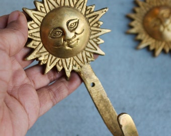 Vintage wall hook - Sun/ Celestial Design, Antique Brass Door pull, Entryway decor wall mount Sun Room statue/Figurine