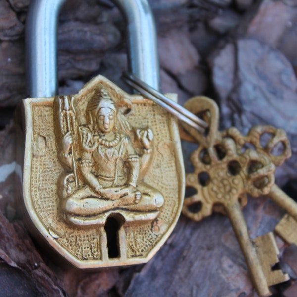 Rare Padlock of Lord Shiva, Old Temple Lock, Antique working lock - Ancient VTG vintage shabby chic gift security lock