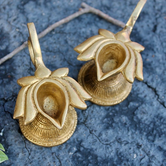 Lotus on sale lamp brass