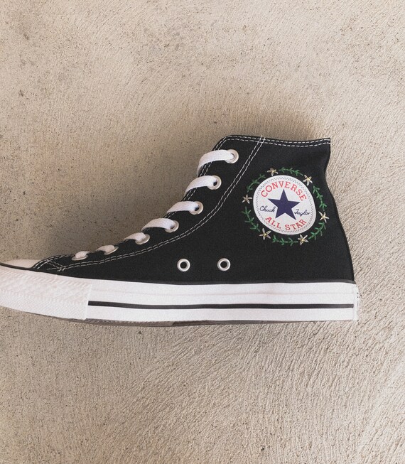 daisy converse high tops