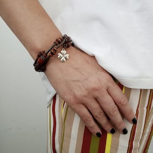 SET: Long Knotted Leather Necklace and Bracelet of Memory Wire. Wood, Glass and  Ceramic Beads. Brown and Black Wooden Jewelry. Casual Style