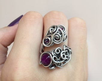 Handgemachter Lila Swarovski Kristall Ring: Silberdraht gewickelt, Verstellbar. Anspruchsvoller Handgemachter Statement Ring. Chices Geschenk für sie.