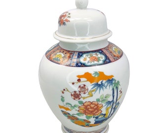 Vintage Imari Ware Japanese Porcelain Ginger Jar Floral Design