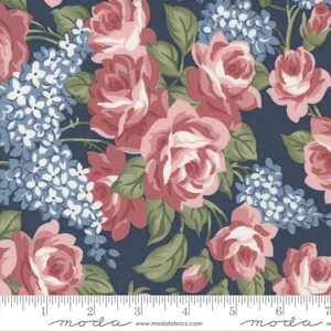 Moda Fabrics 55280 12 Rosy- Marinblå