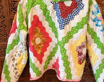 Quilted Hoodie - Vintage Diamond Pattern Size Large