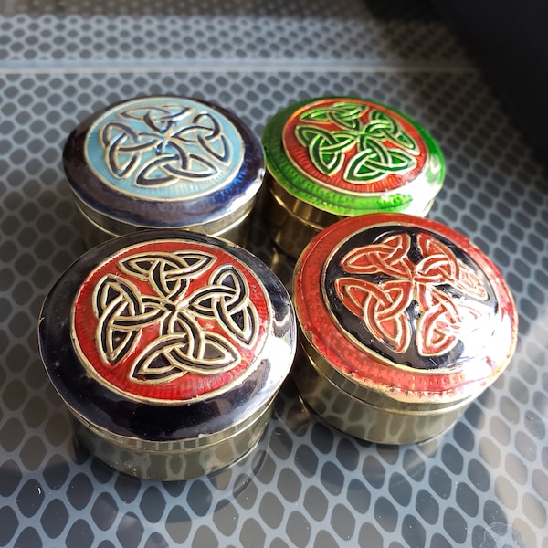 Hand Painted Metal Celtic Knot Box, Irish Jewelry Box, Small Welsh Keepsake Box, Magic Box, Witch, Wiccan, Pagan