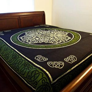 Grüner/schwarzer Wandteppich mit keltischem Knotenmuster, Stoffdekoration, irische Tagesdecke, Wandbehang für Renaissance-Festivals, walisische Tischdecke, magisches Laken