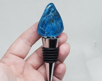 Blue Apatite Wine Stopper, Wine Lover, Tumbled Stone, Wicca, Pagan, Wiccan, Home Decor