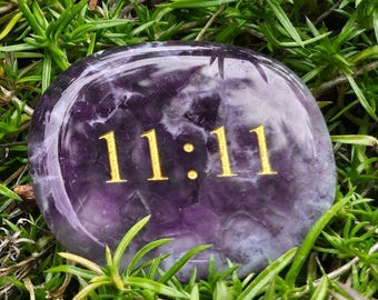 Amethyst 11:11 Pocket Palm Stone Angel Number Reiki Chakra Gifts Mother Sister Best Friend Purple