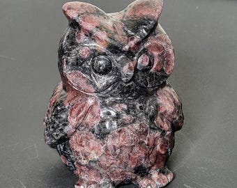 Garnet and Astrophyllite Carved OWL Figurine Gift for Mom Dad Best Friend Red Black